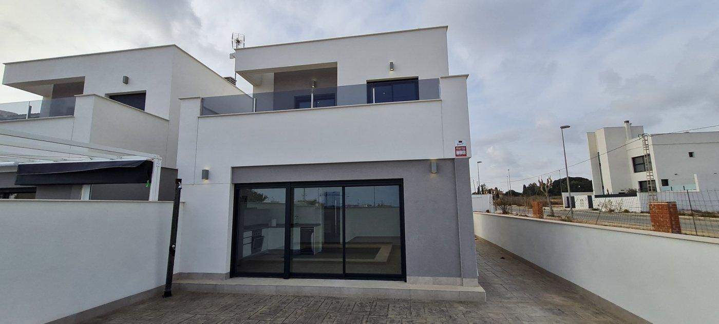 For sale of villa in Orihuela Costa