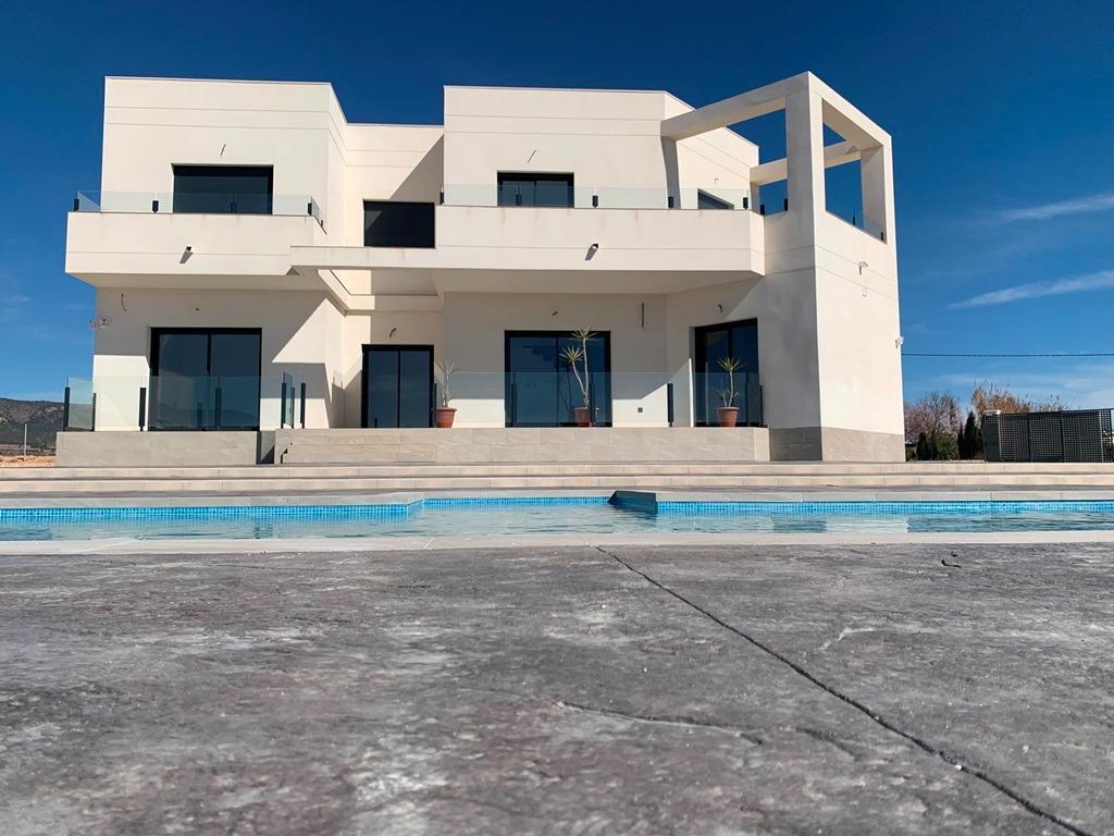 Venta de villa en Pinoso