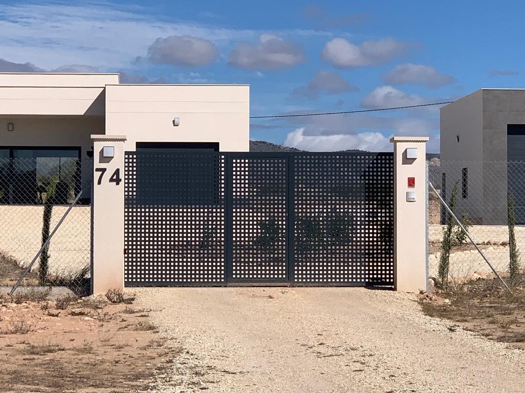Venta de villa en Pinoso