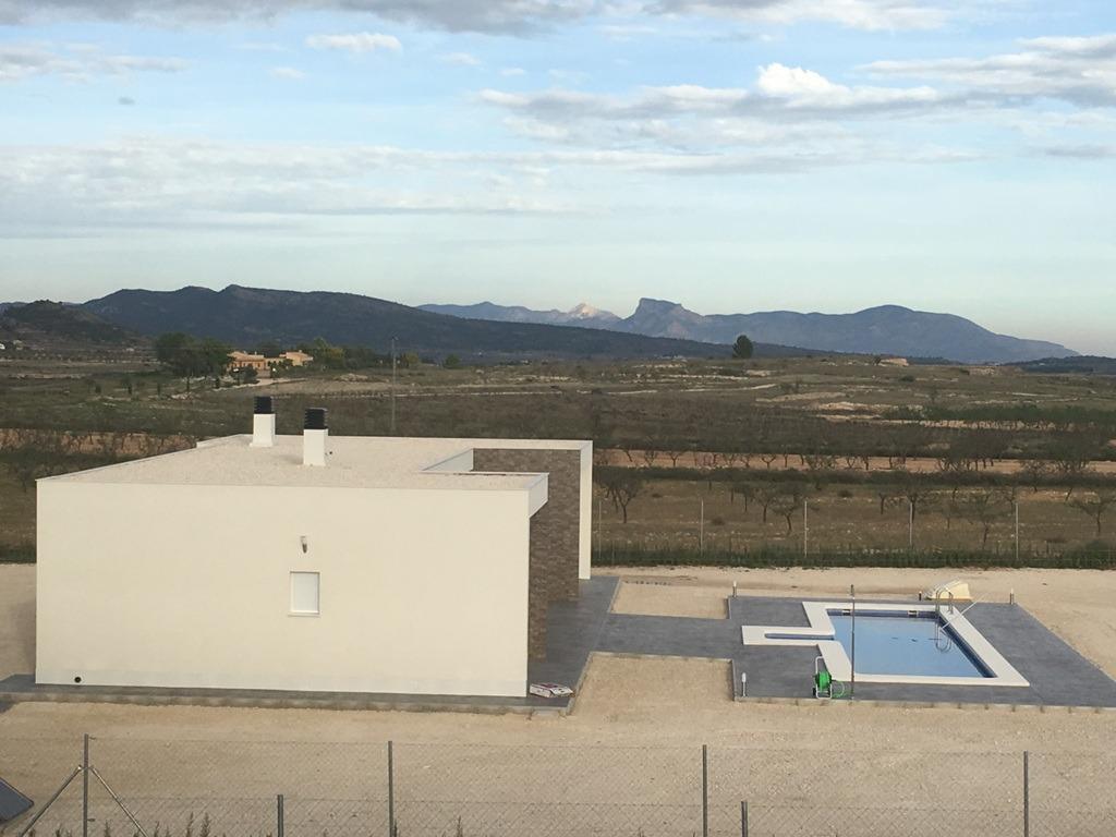 Venta de villa en Pinoso