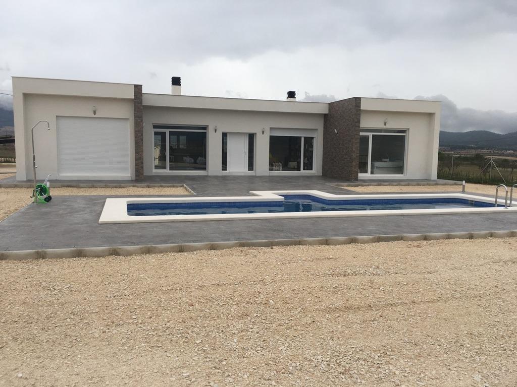 Venta de villa en Pinoso