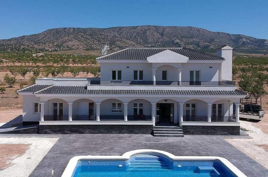Venta de villa en Pinoso
