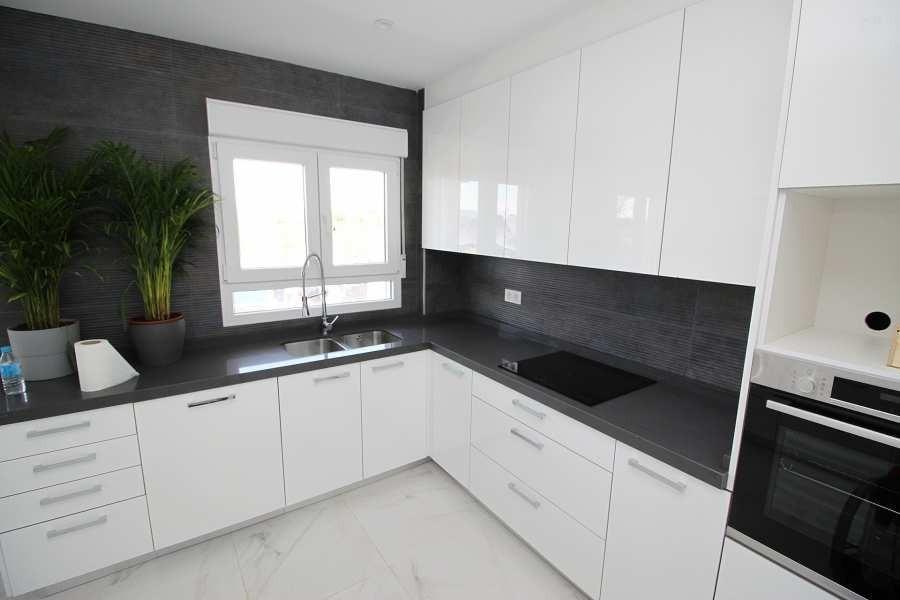 Venta de villa en Pinoso
