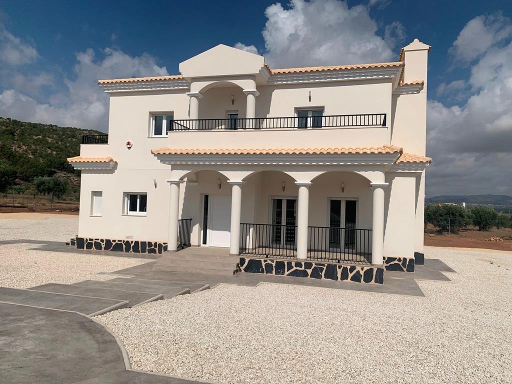 For sale of villa in Pinoso