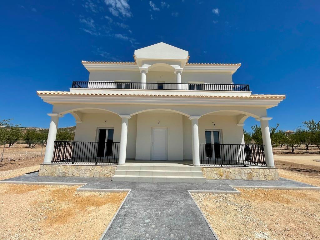 Venta de villa en Pinoso