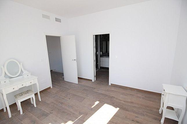 For sale of villa in Pinoso