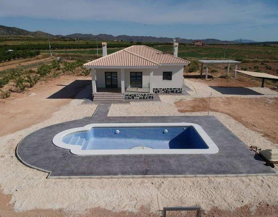 For sale of villa in Pinoso