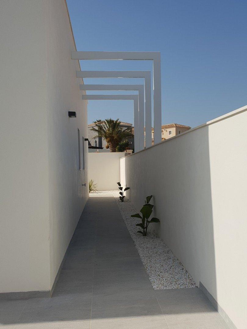 For sale of villa in Pilar de La Horadada