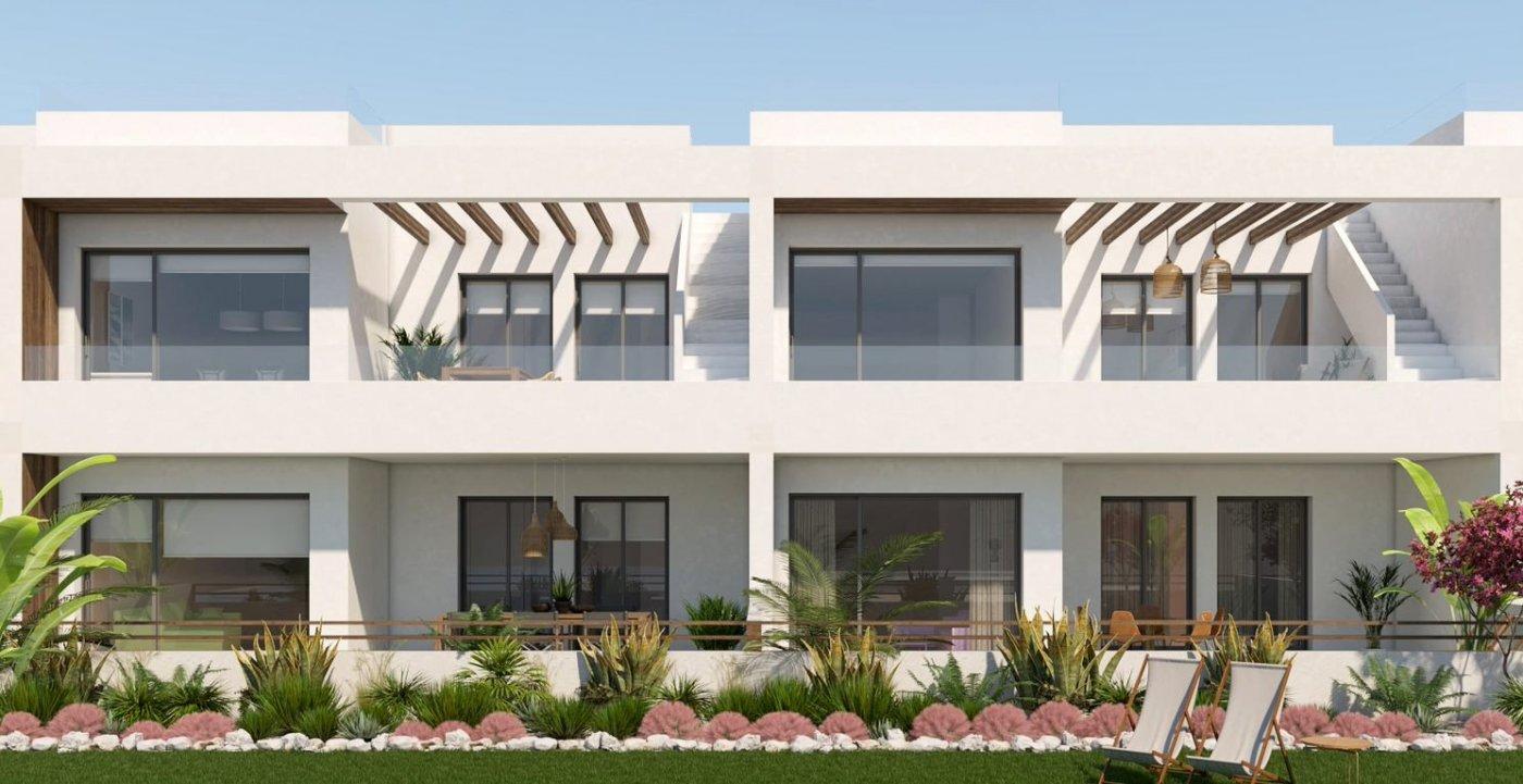 For sale of chalet in Torrevieja