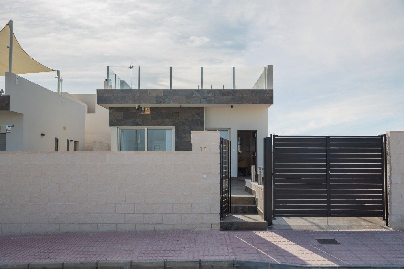 Venta de villa en Orihuela Costa
