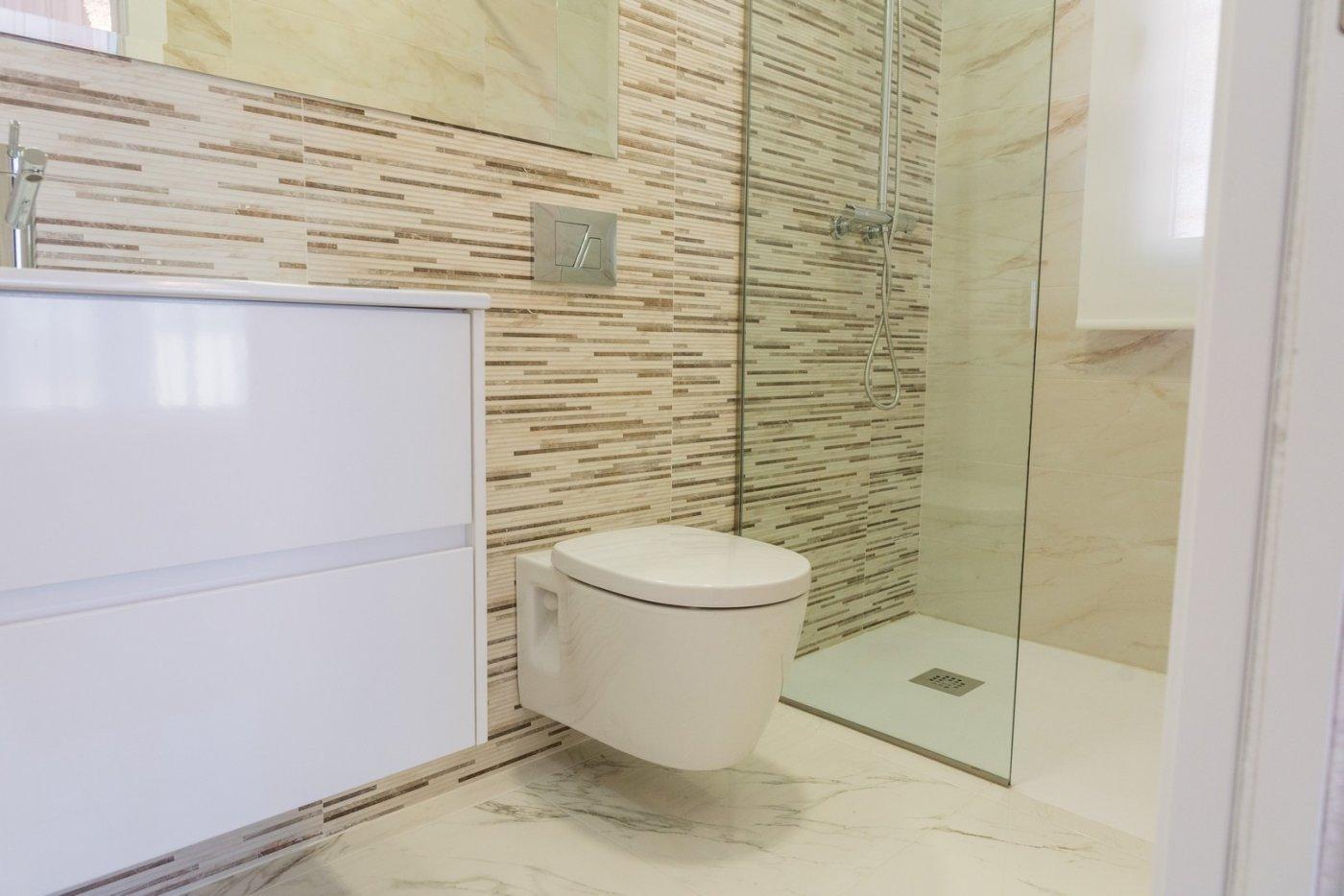 For sale of villa in Orihuela Costa