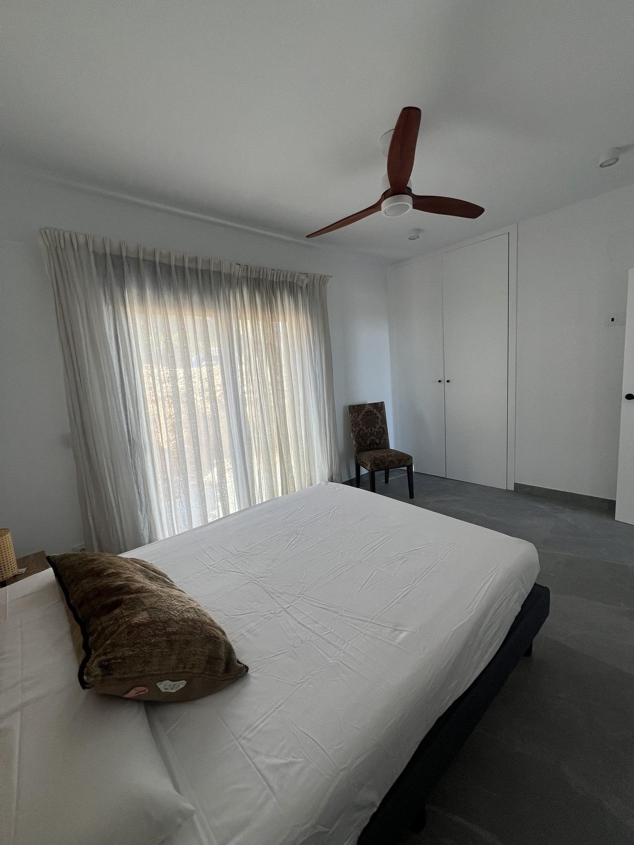 For sale of flat in Polop