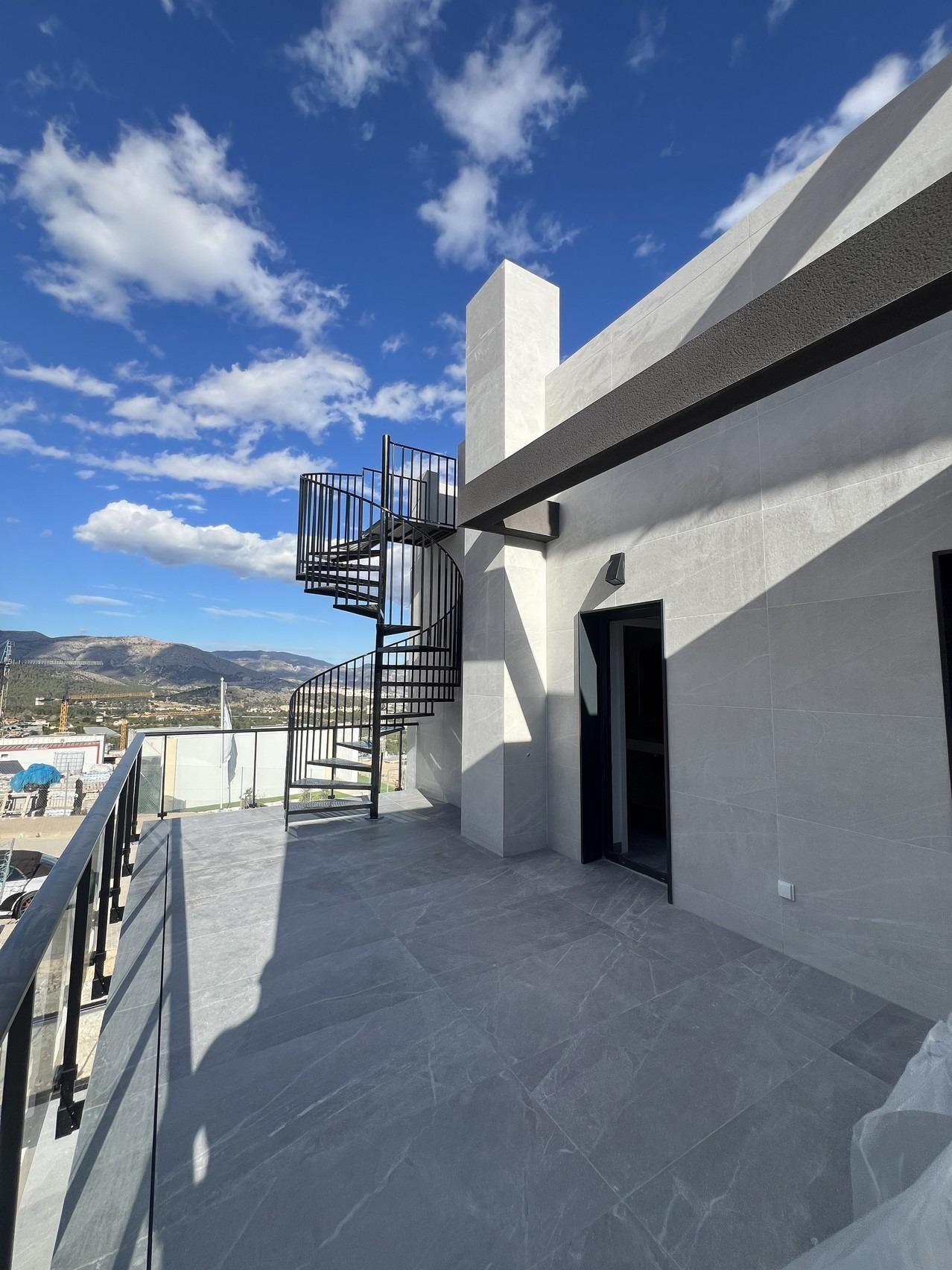 For sale of flat in Polop