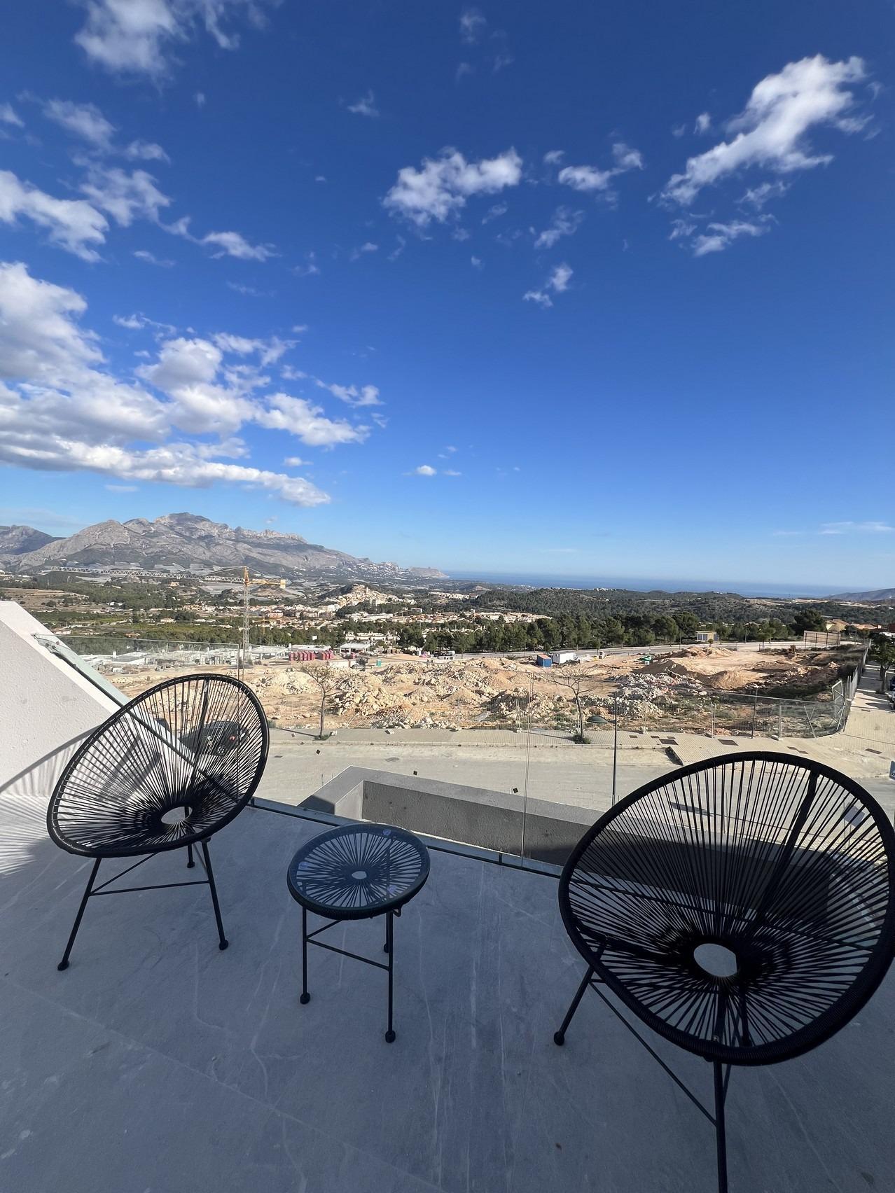 For sale of flat in Polop