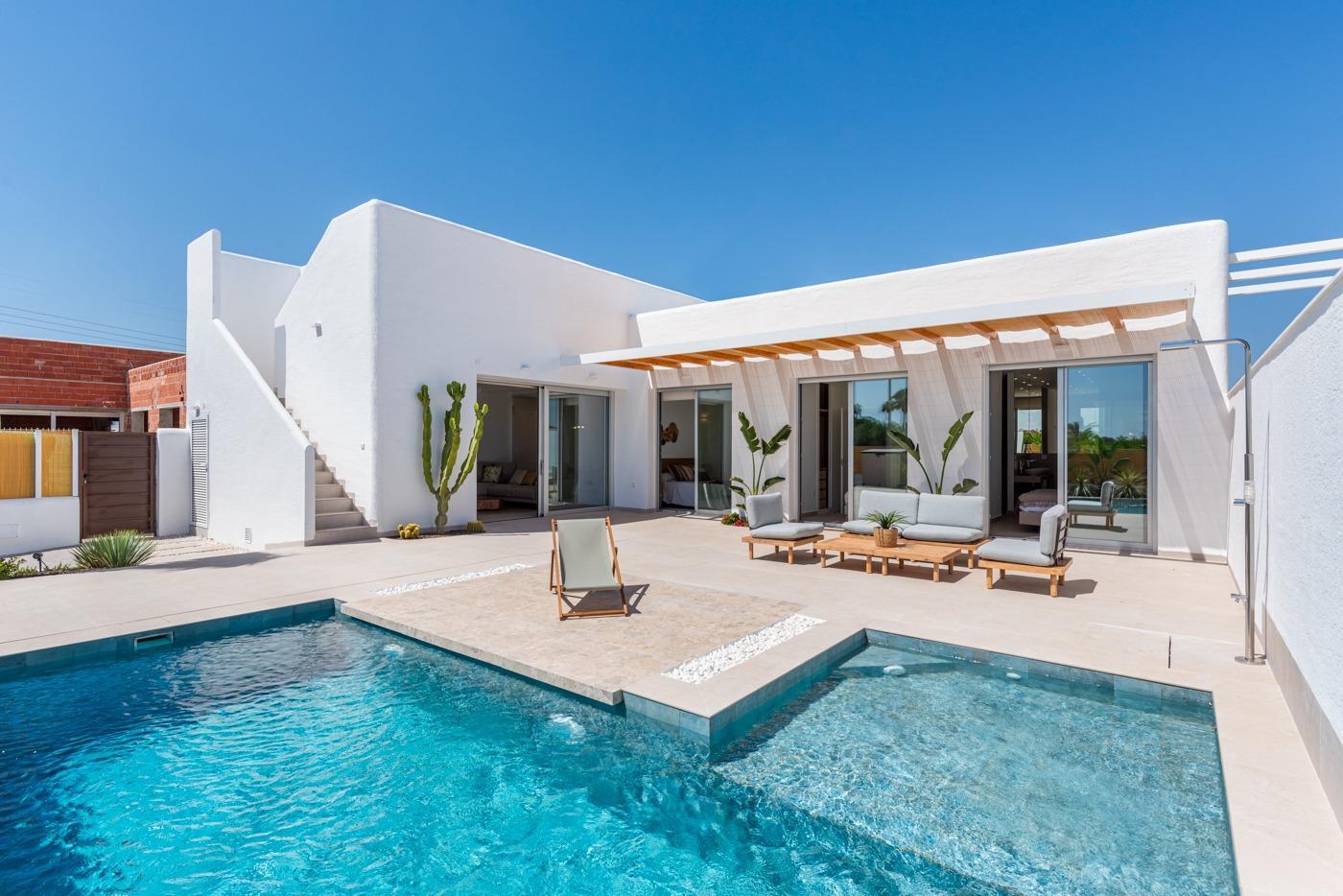 Venta de villa en Benijofar