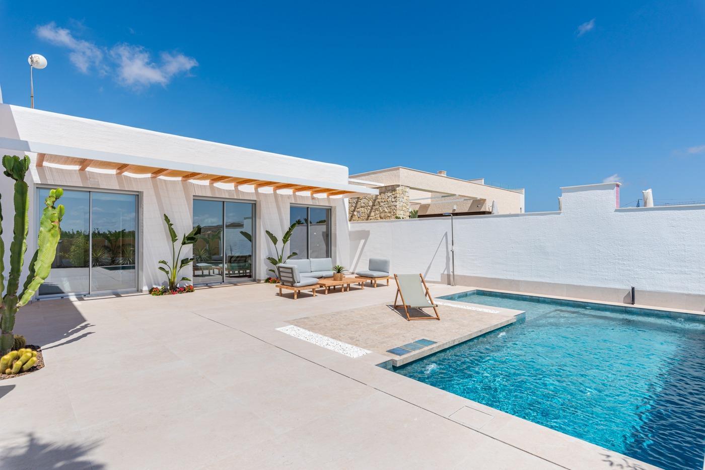 Venta de villa en Benijofar