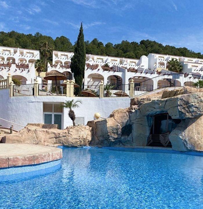 For sale of chalet in Calpe