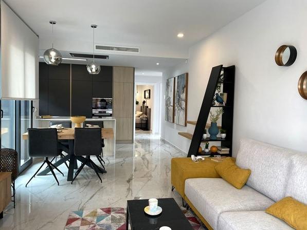 For sale of apartment in Guardamar del Segura