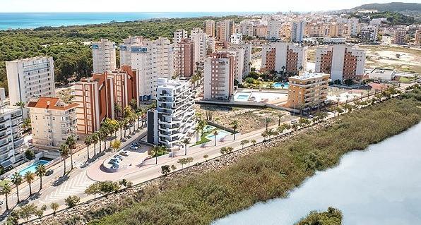 For sale of apartment in Guardamar del Segura