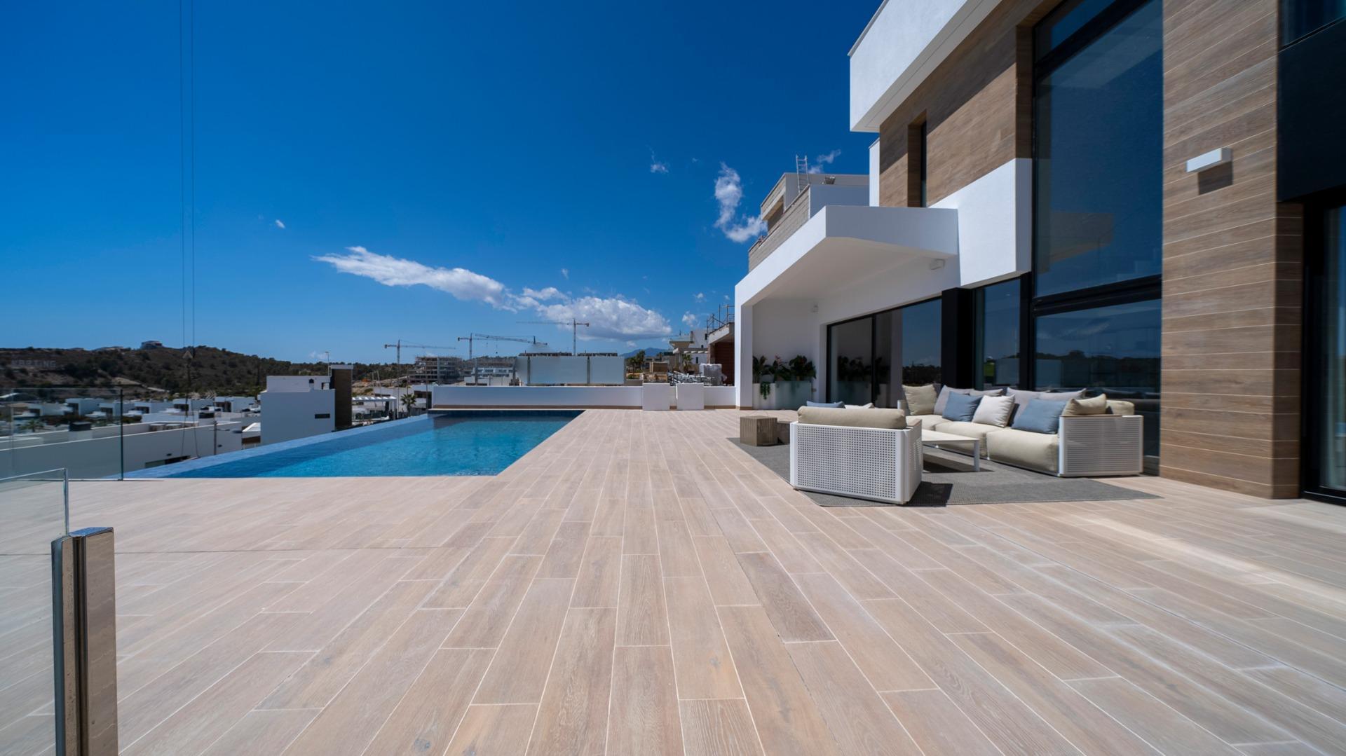 For sale of villa in Finestrat
