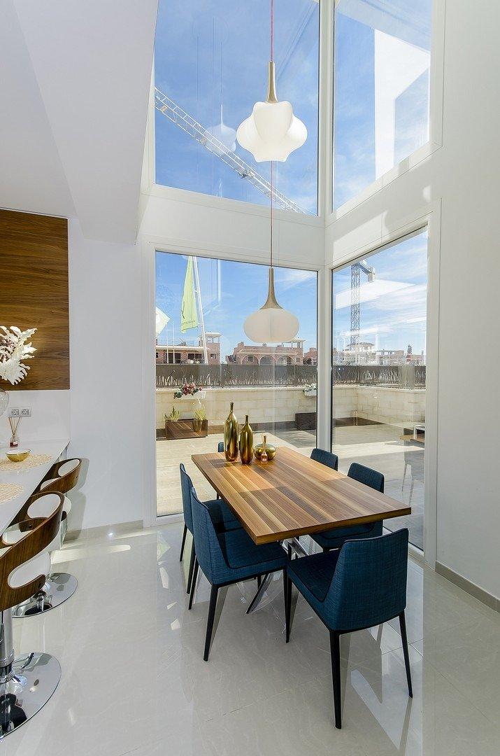 Venta de villa en Los Montesinos