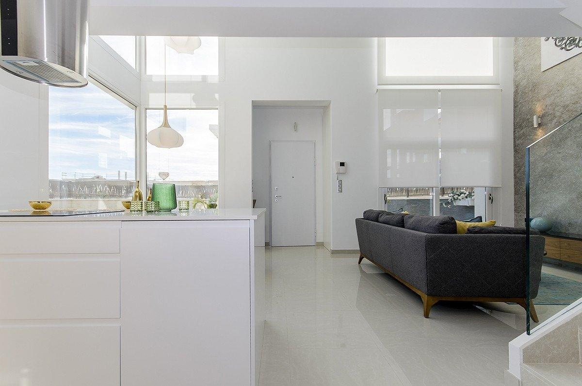 Venta de villa en Los Montesinos