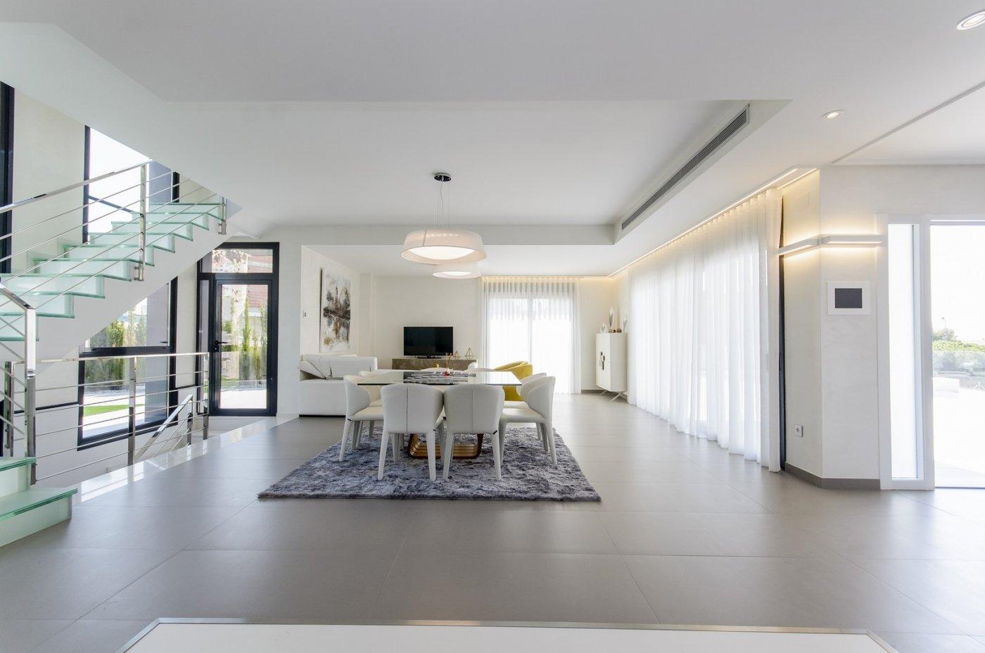 For sale of villa in Orihuela Costa