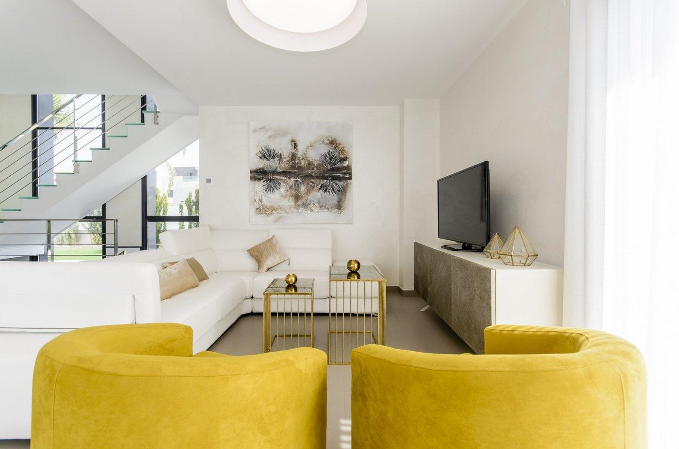 For sale of villa in Orihuela Costa