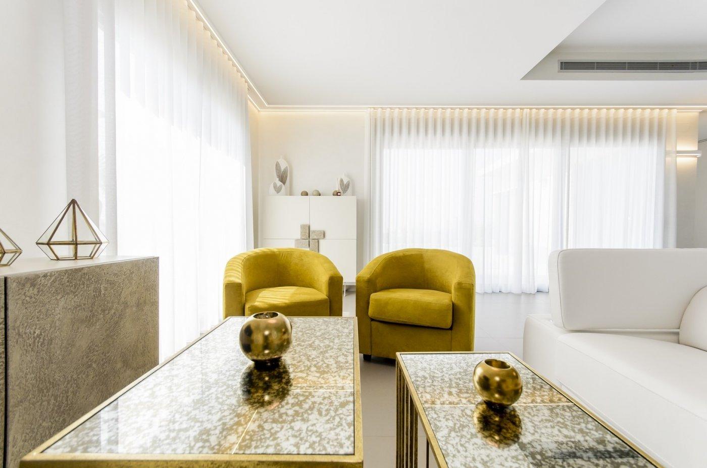 For sale of villa in Orihuela Costa