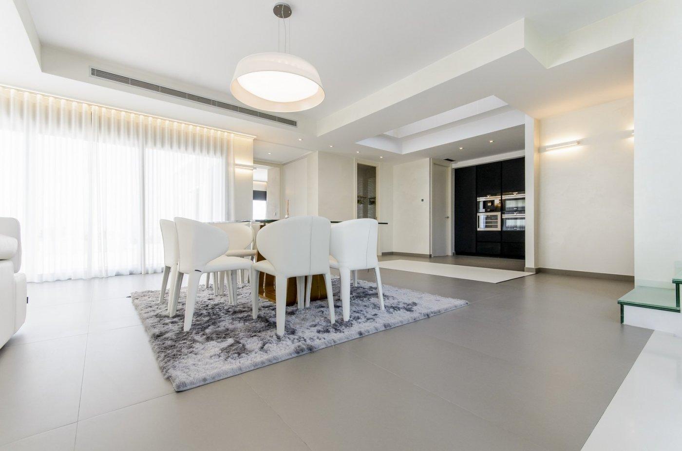 For sale of villa in Orihuela Costa