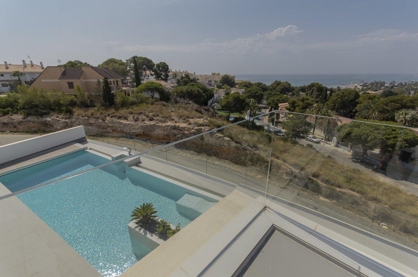 For sale of villa in Orihuela Costa