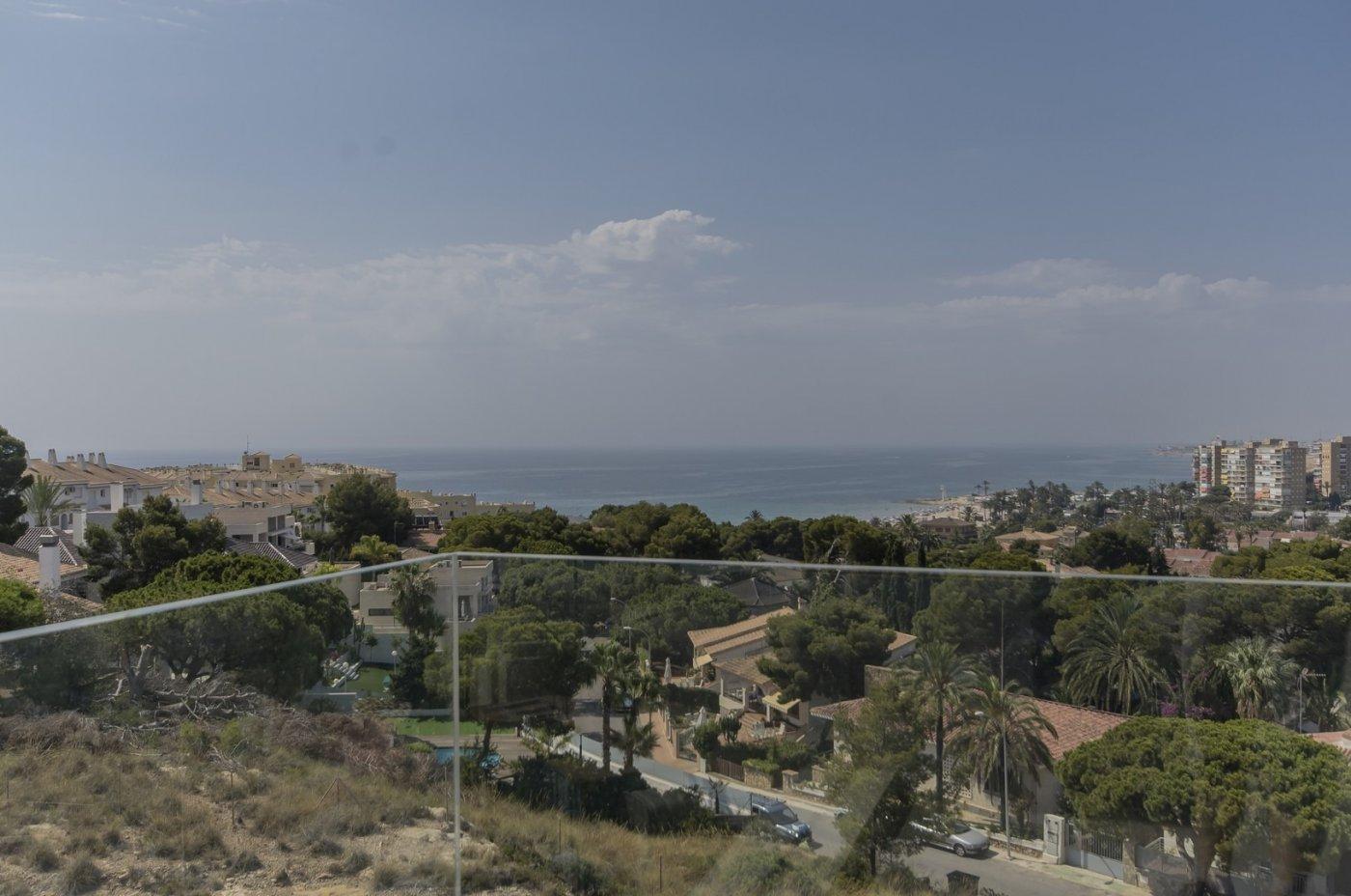 For sale of villa in Orihuela Costa