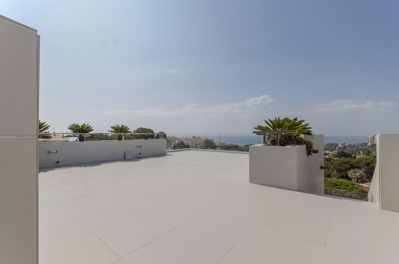 For sale of villa in Orihuela Costa