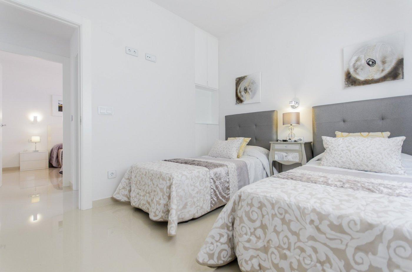 For sale of villa in San Miguel de Salinas