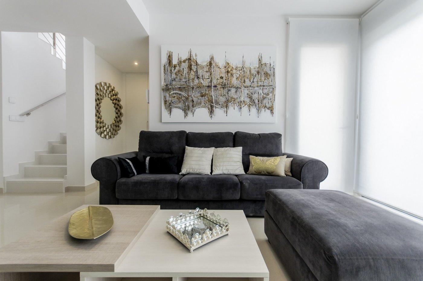 For sale of villa in San Miguel de Salinas
