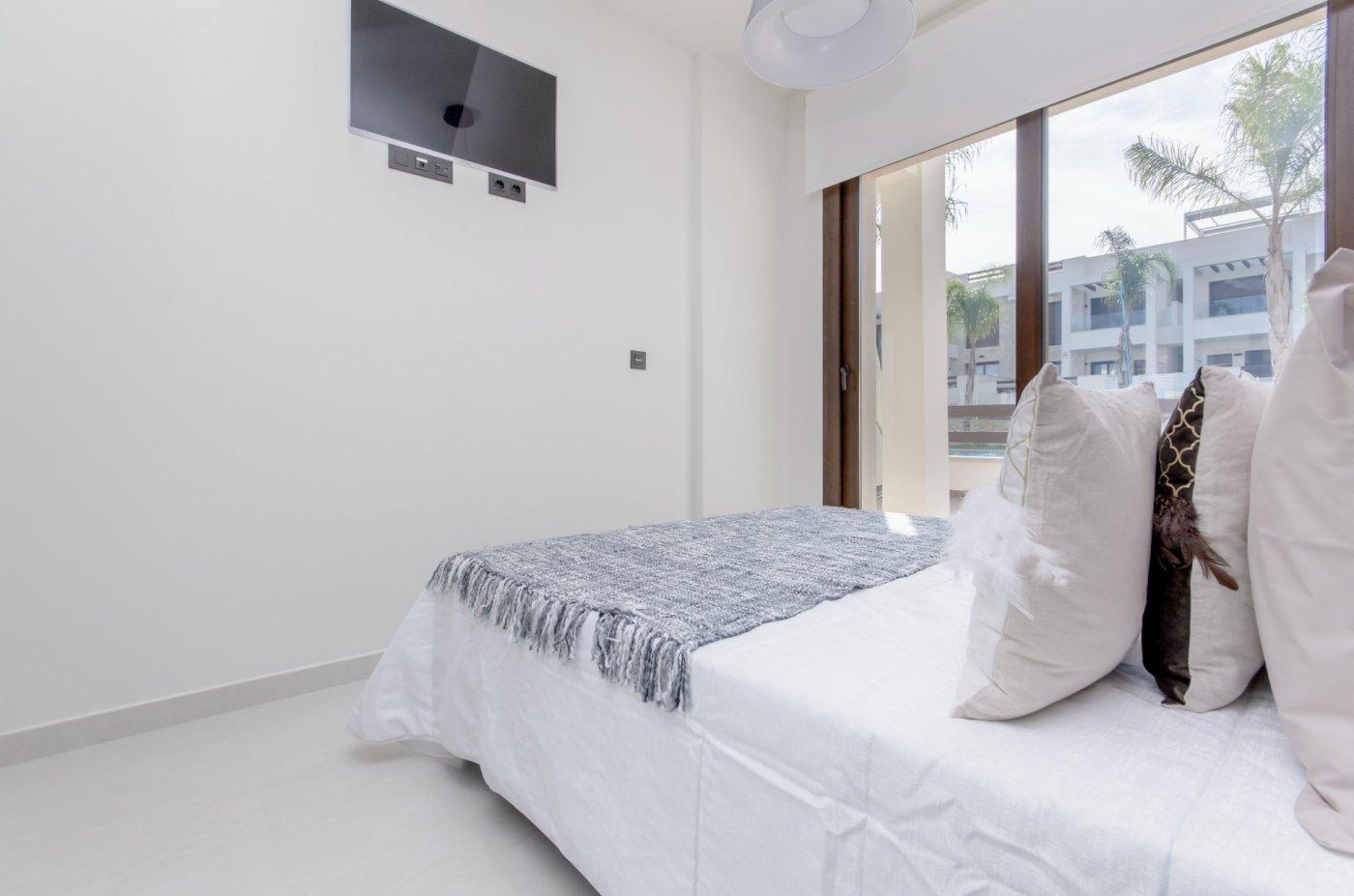 For sale of chalet in Torrevieja