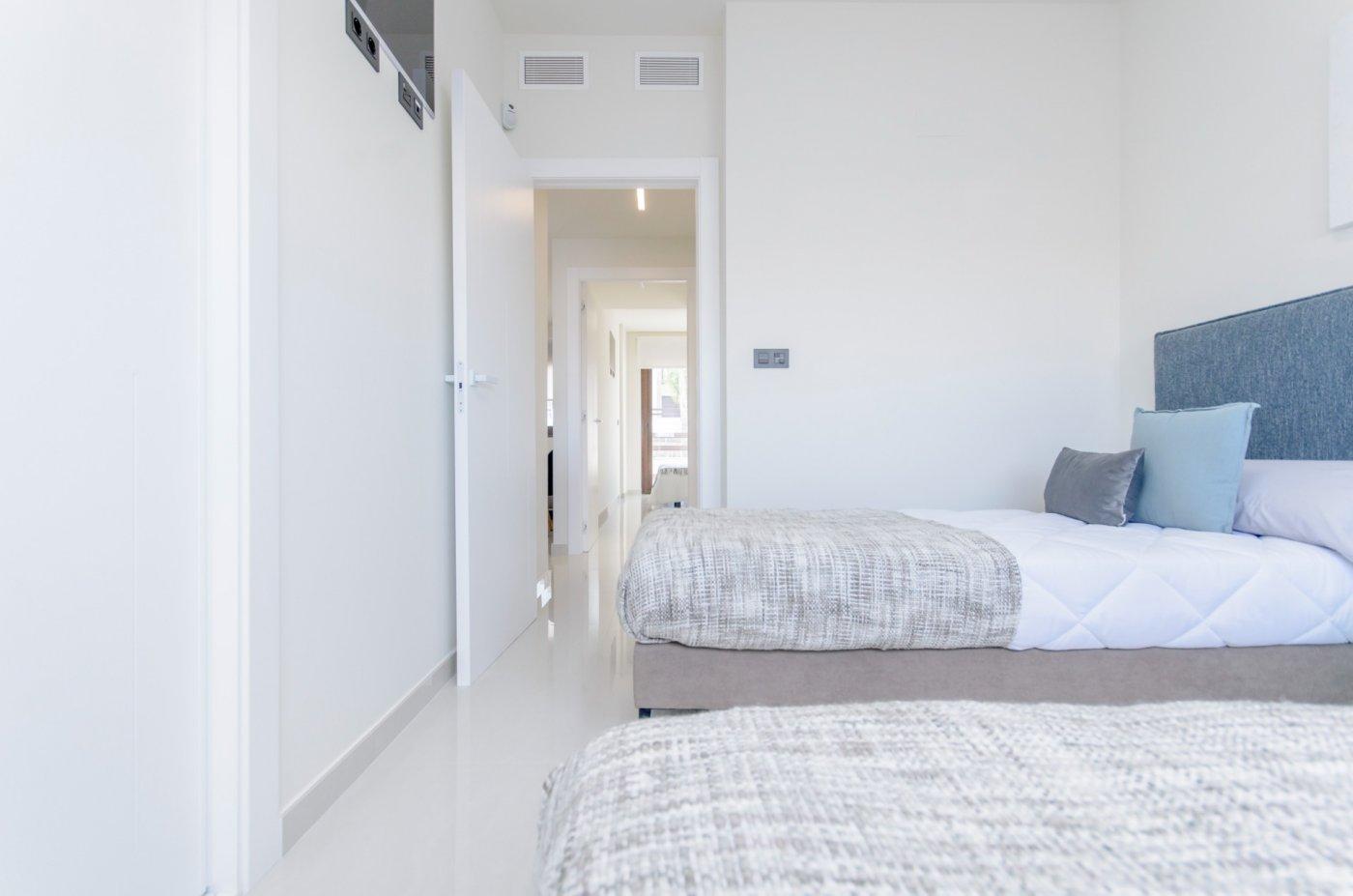 For sale of chalet in Torrevieja