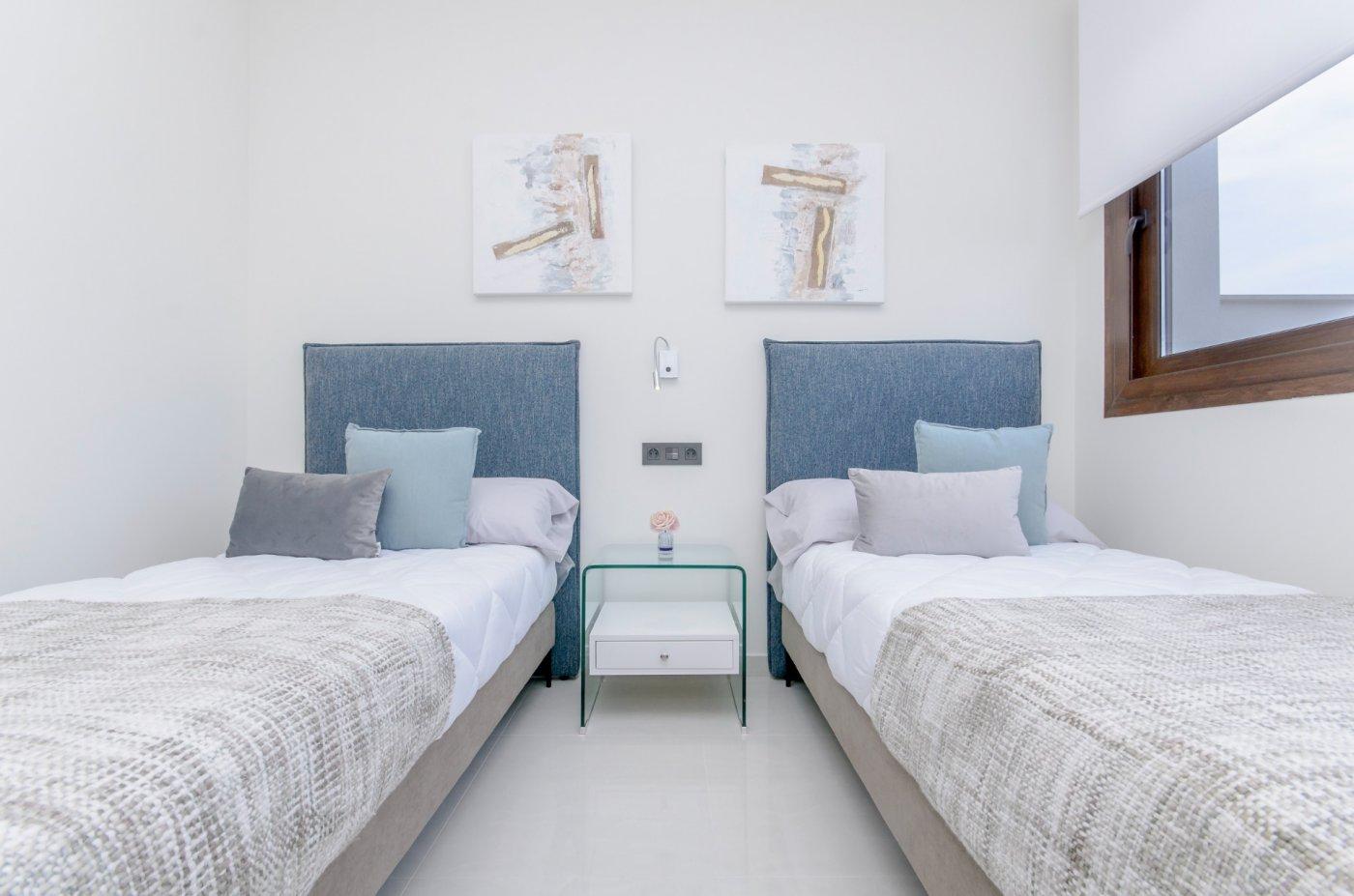 For sale of chalet in Torrevieja