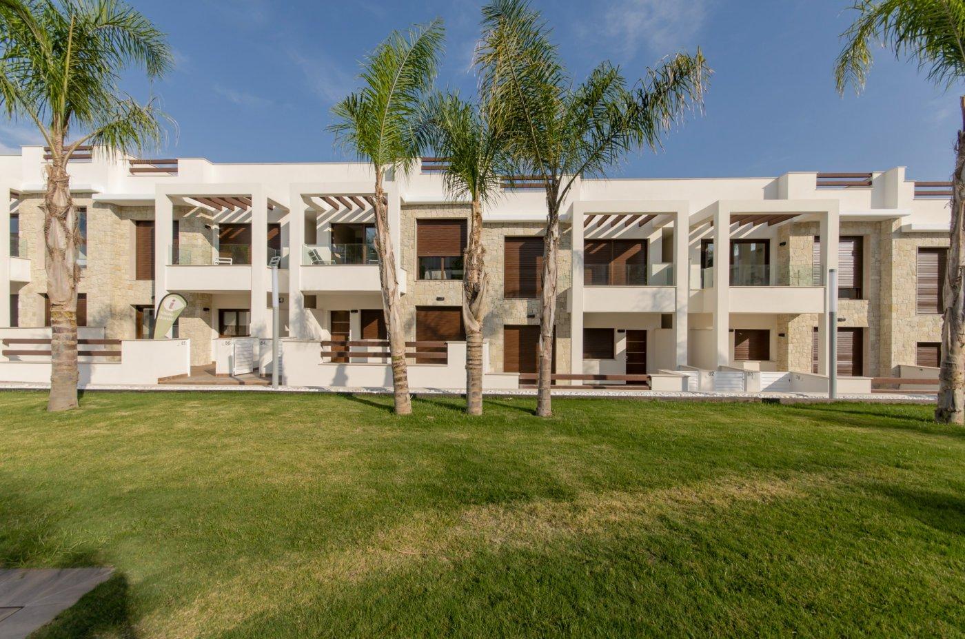 For sale of chalet in Torrevieja