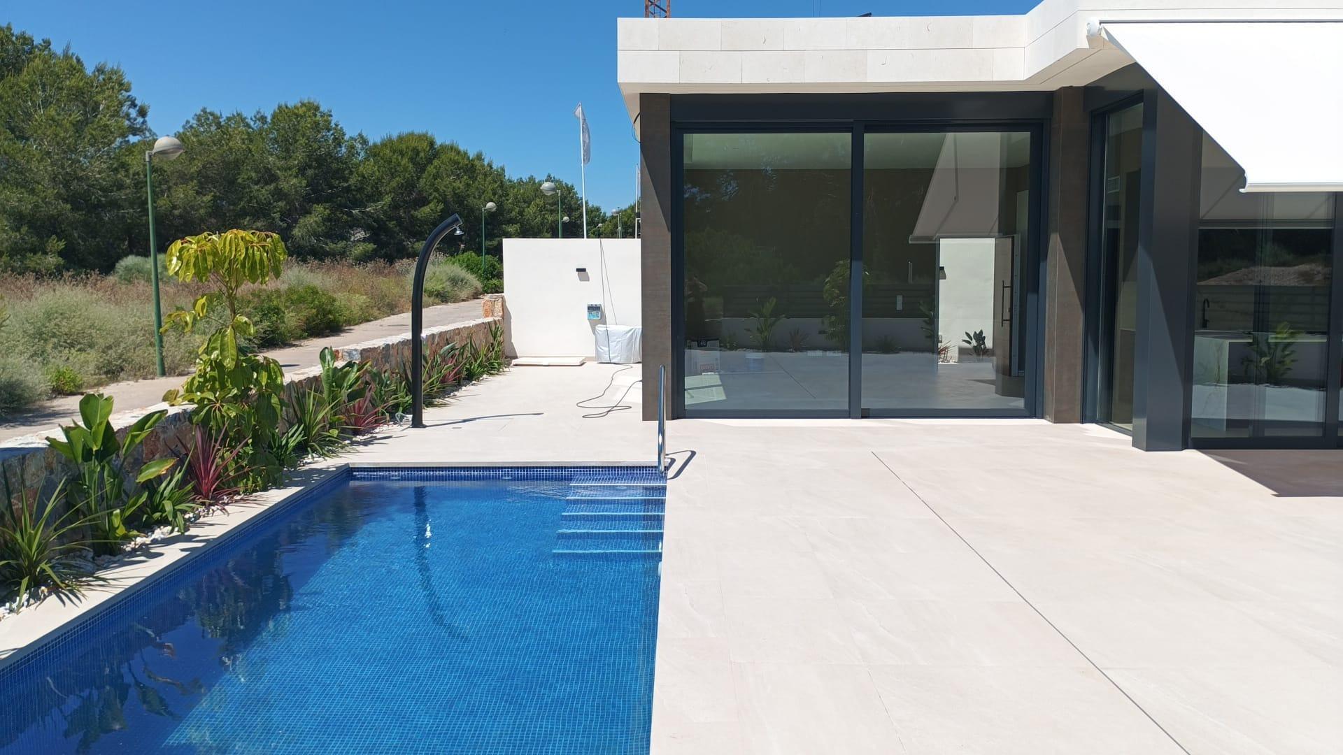 Venta de villa en Pilar de La Horadada