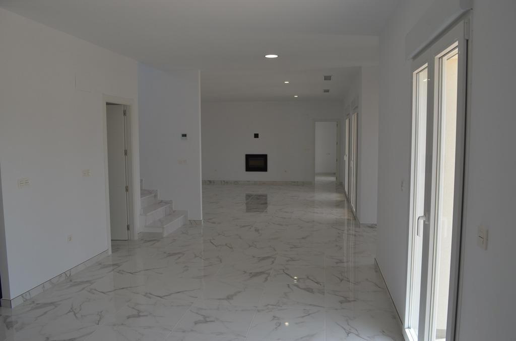 Venta de villa en Pinoso