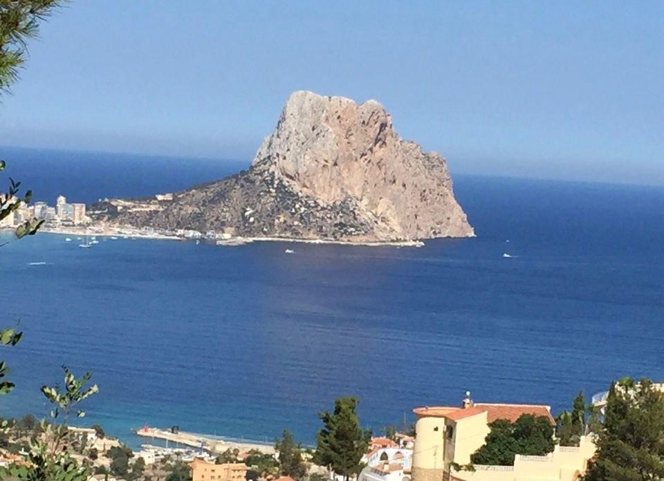 For sale of villa in Calpe