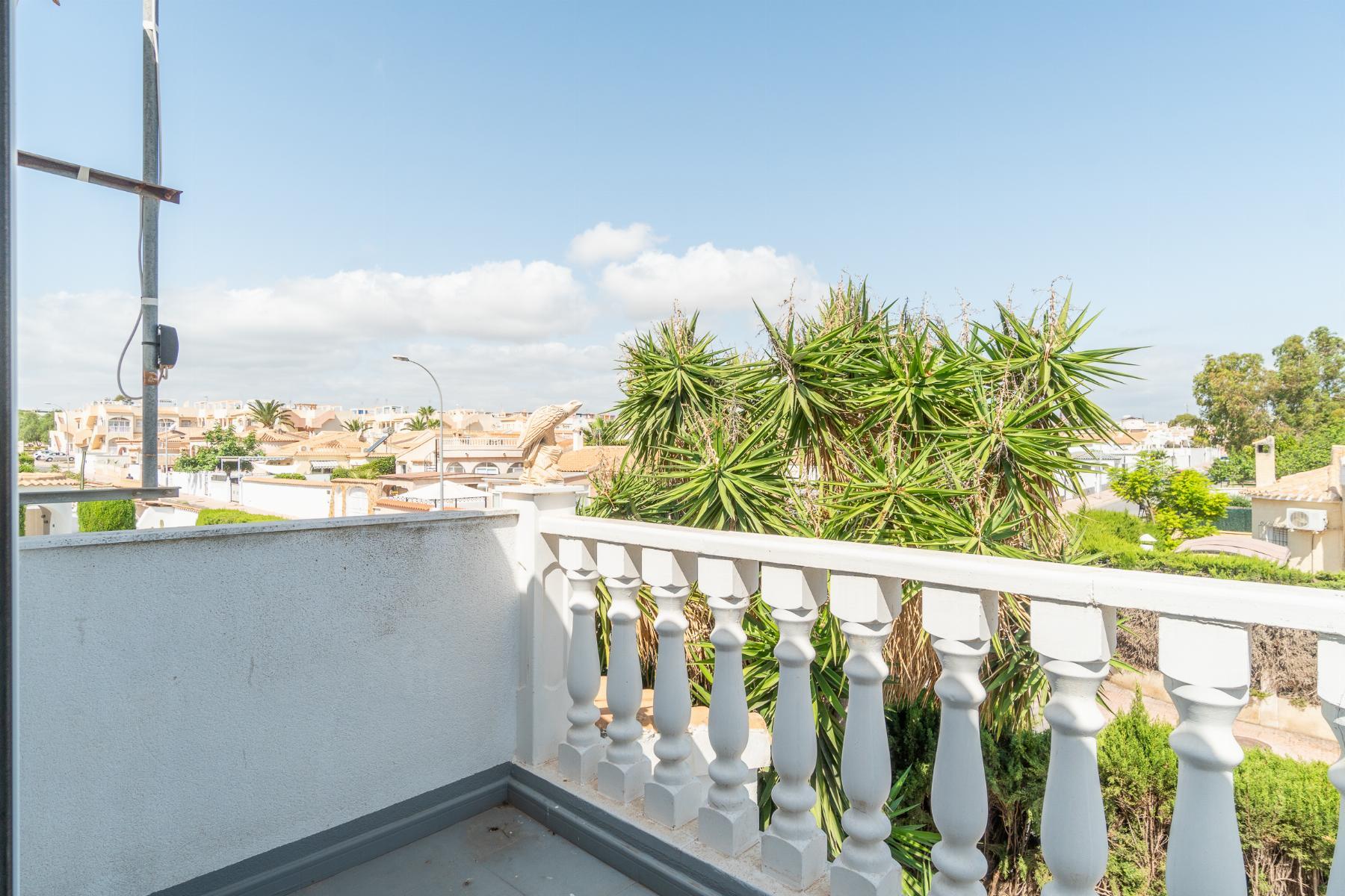 Venta de villa en Orihuela Costa