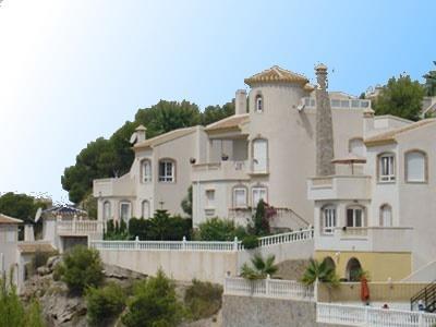 For sale of villa in Orihuela Costa