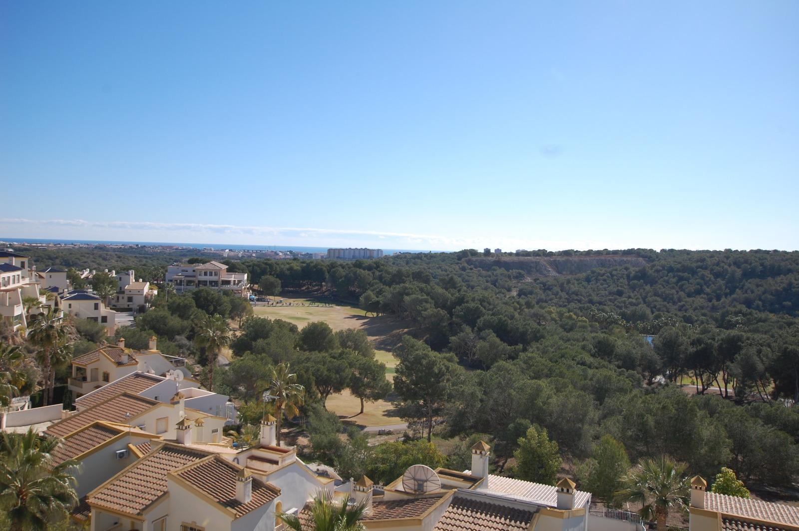 For sale of villa in Orihuela Costa