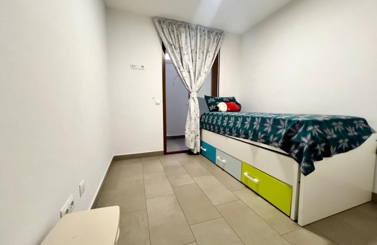 For sale of apartment in Torrevieja