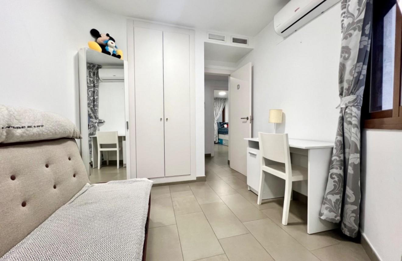 For sale of apartment in Torrevieja
