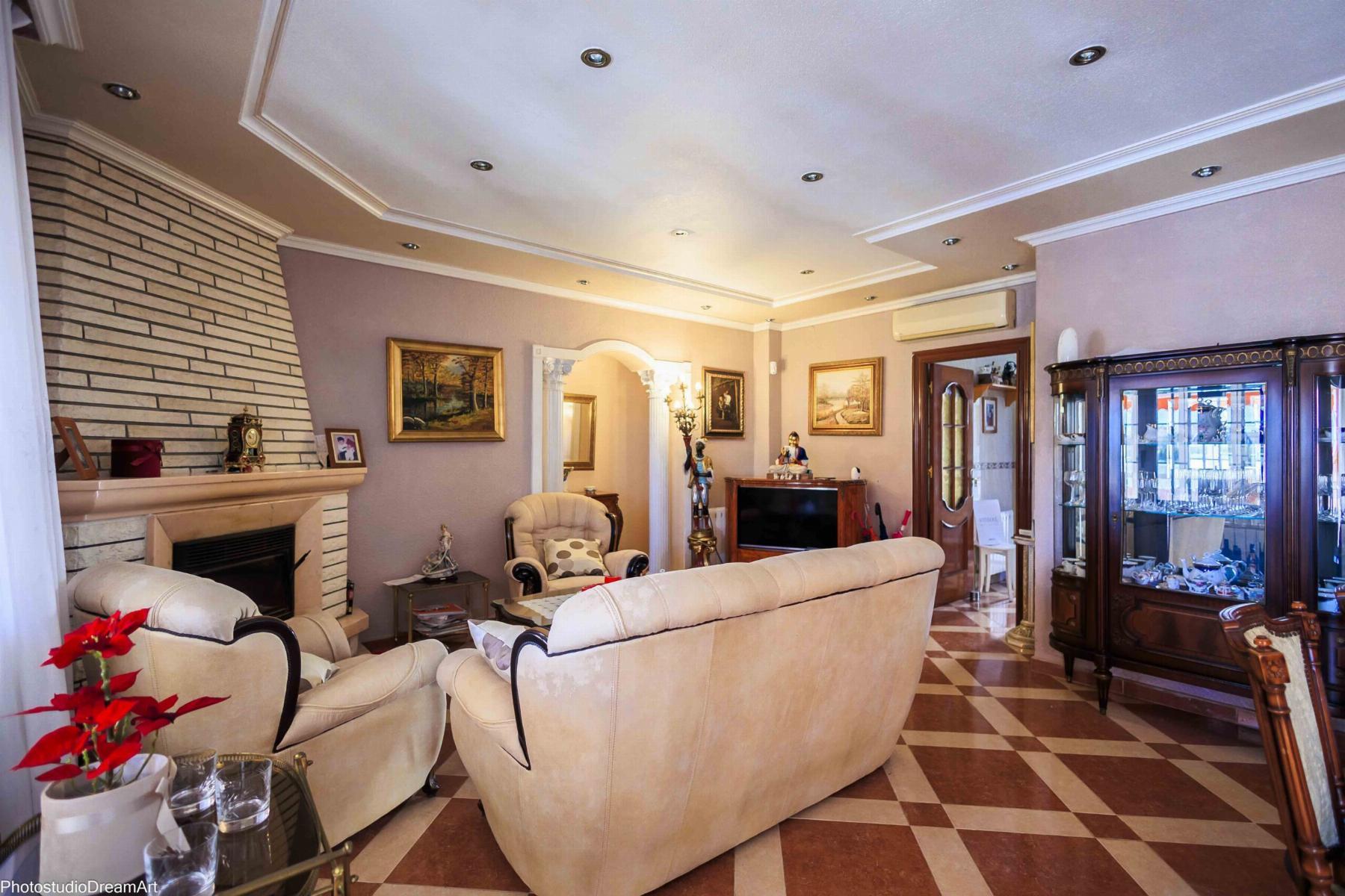 Venta de chalet en Orihuela Costa
