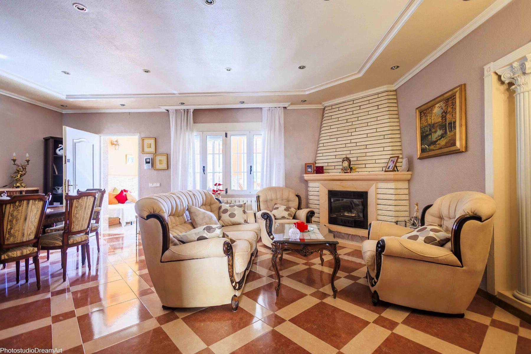 Venta de chalet en Orihuela Costa