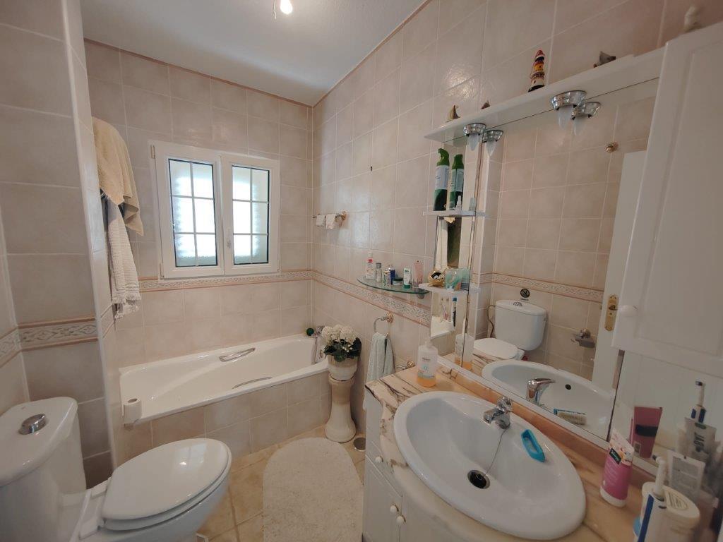 For sale of villa in Orihuela Costa